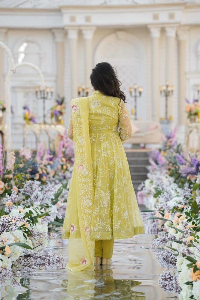 FADED YELLOW ORGANZA SUIT SET