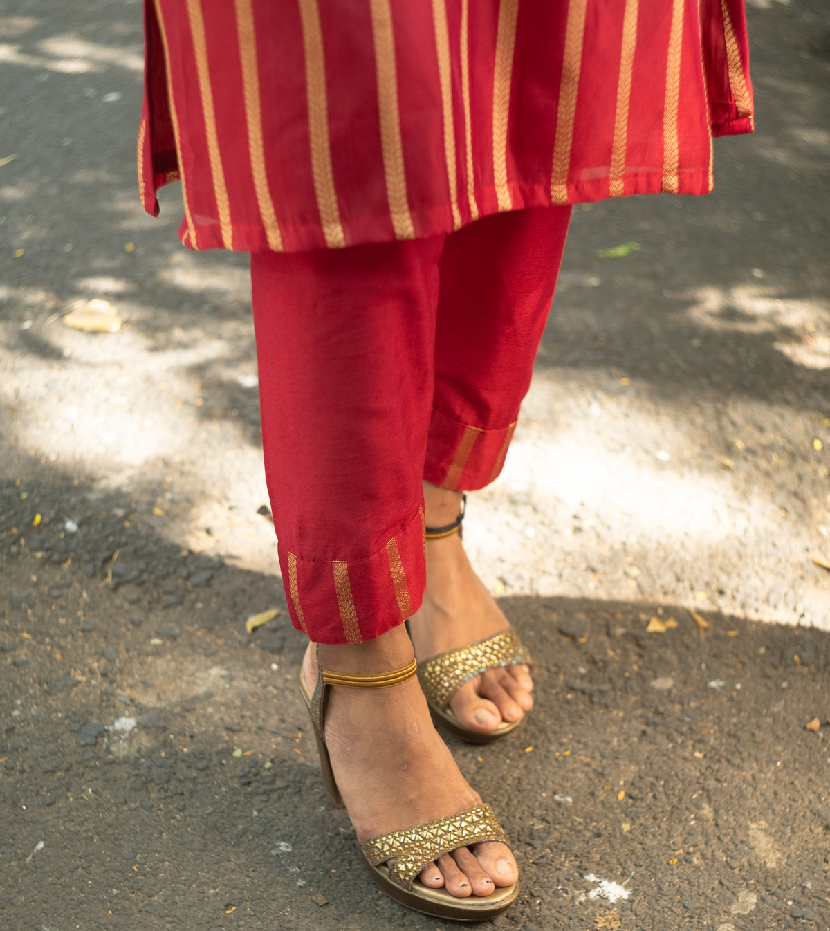 MADHULIKA - RED