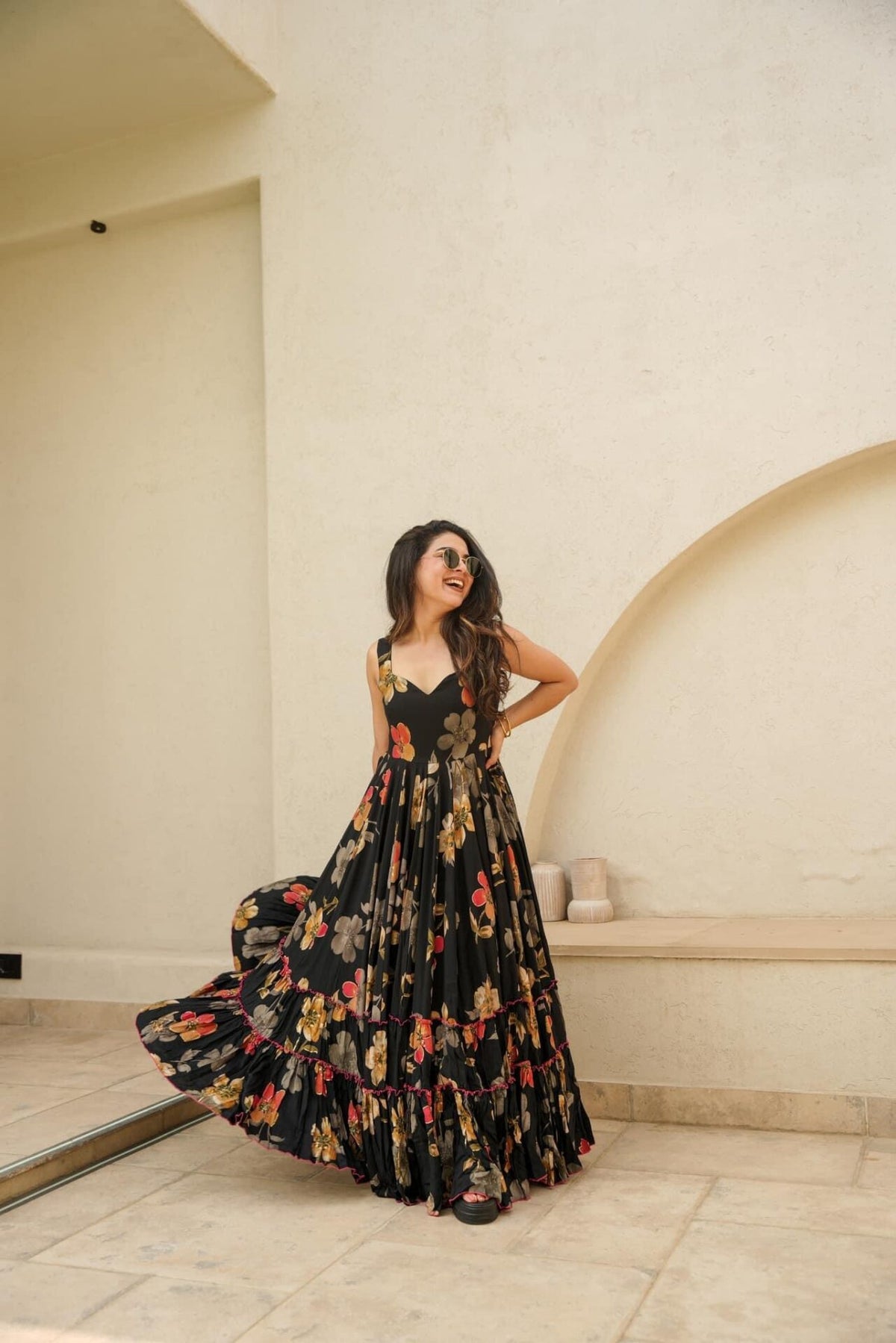 BLACK FLORAL MAXI