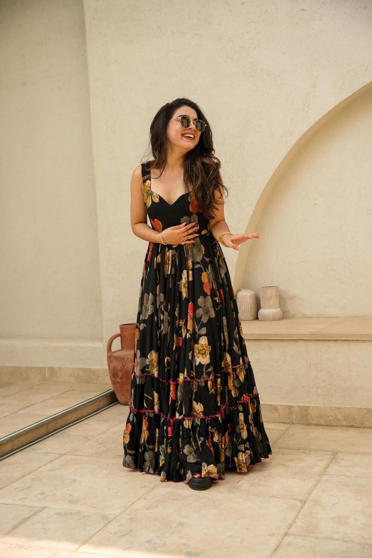 BLACK FLORAL MAXI