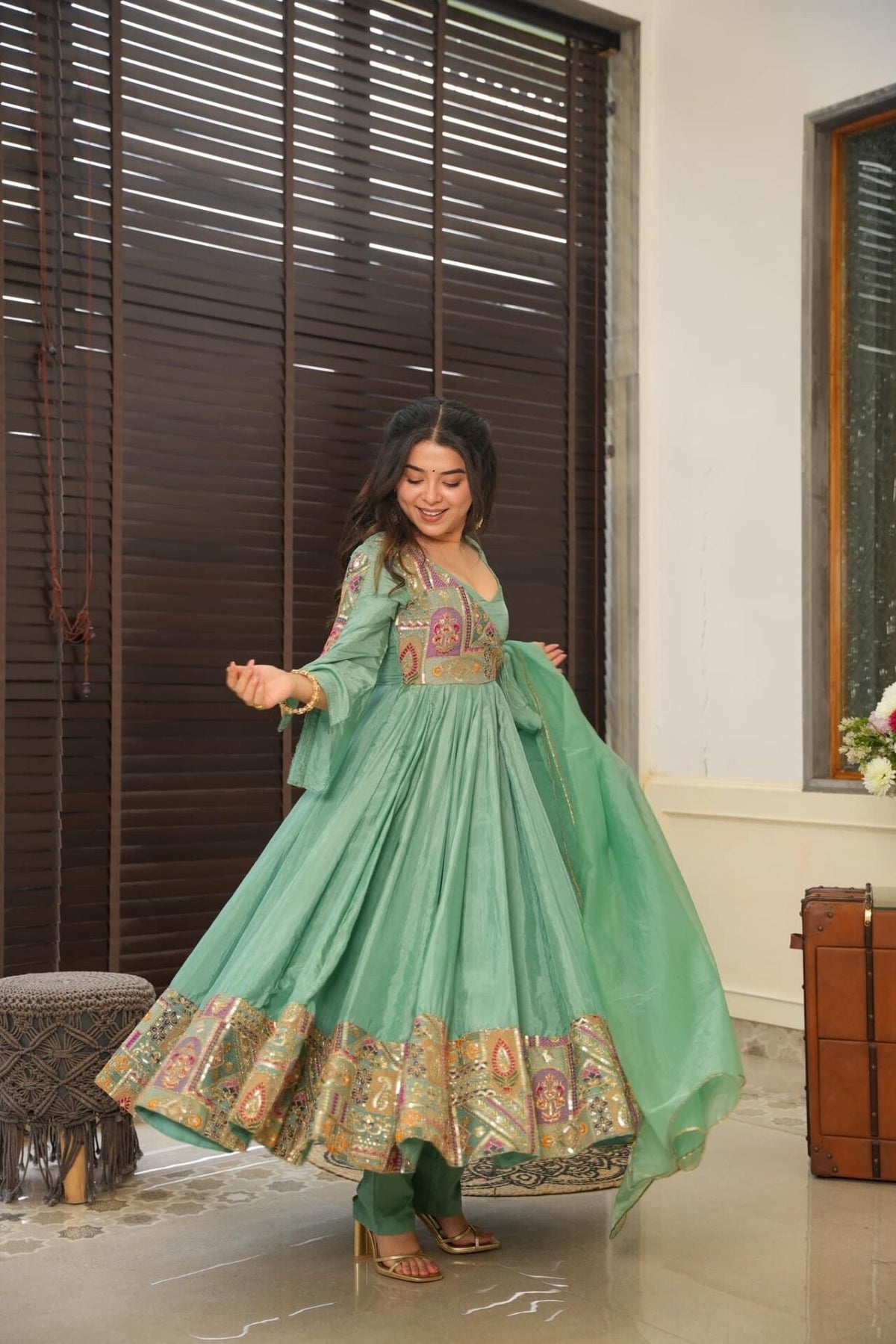 Janitha green suit set