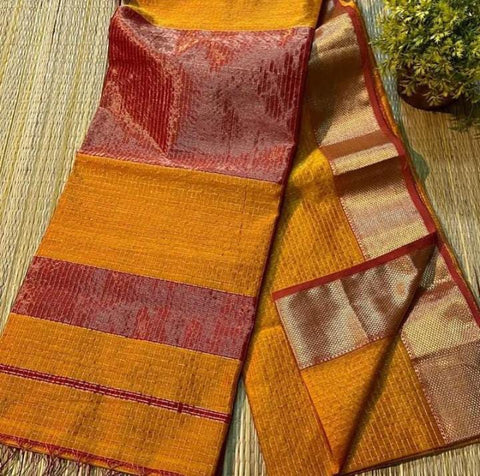 Riya Yellow Checked Classic Maheshwari Silk Drape